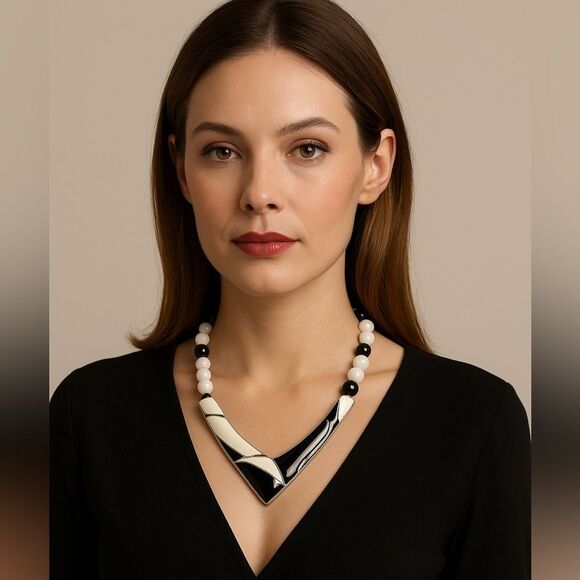 Necklace – Vintage 1980s Black & White Abstract Beaded Statement Necklace - Picture 3 of 3